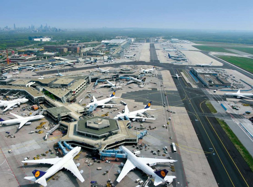 Frankfurt Airport 法兰克福机场建筑外观
